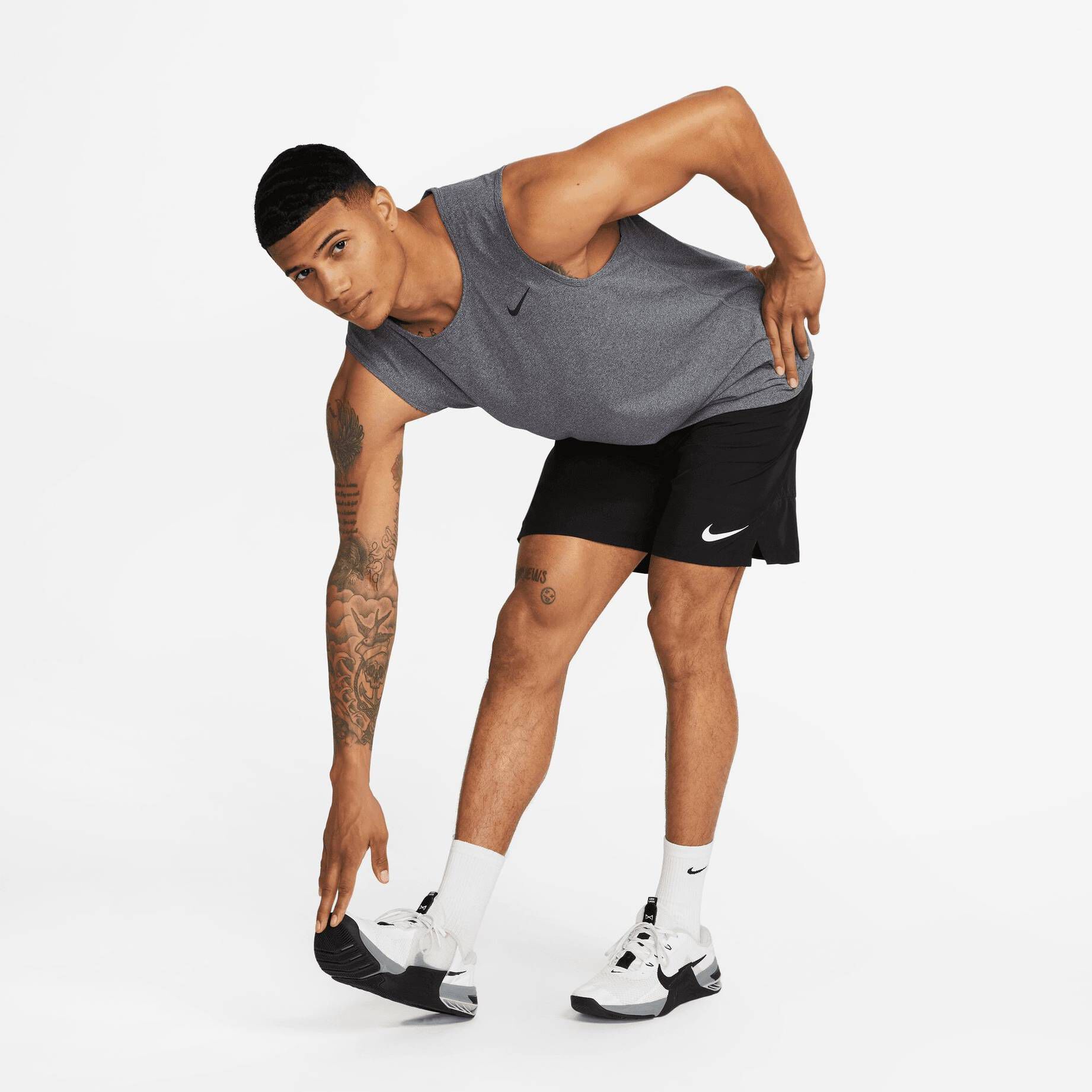 Nike| Herren Sportshirt DRI-FIT HYVERSE