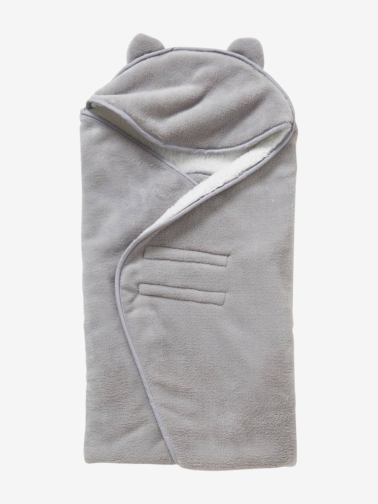 Manta para bebê com capuz, feita de microfibra e fleece cinza liso.