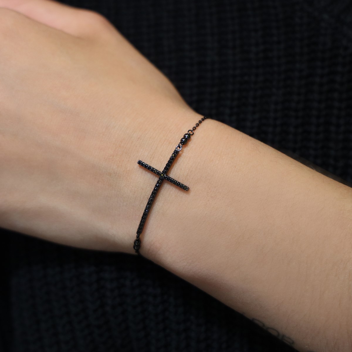 Bracelet Argent Noir Croix Serti Pierres Noir