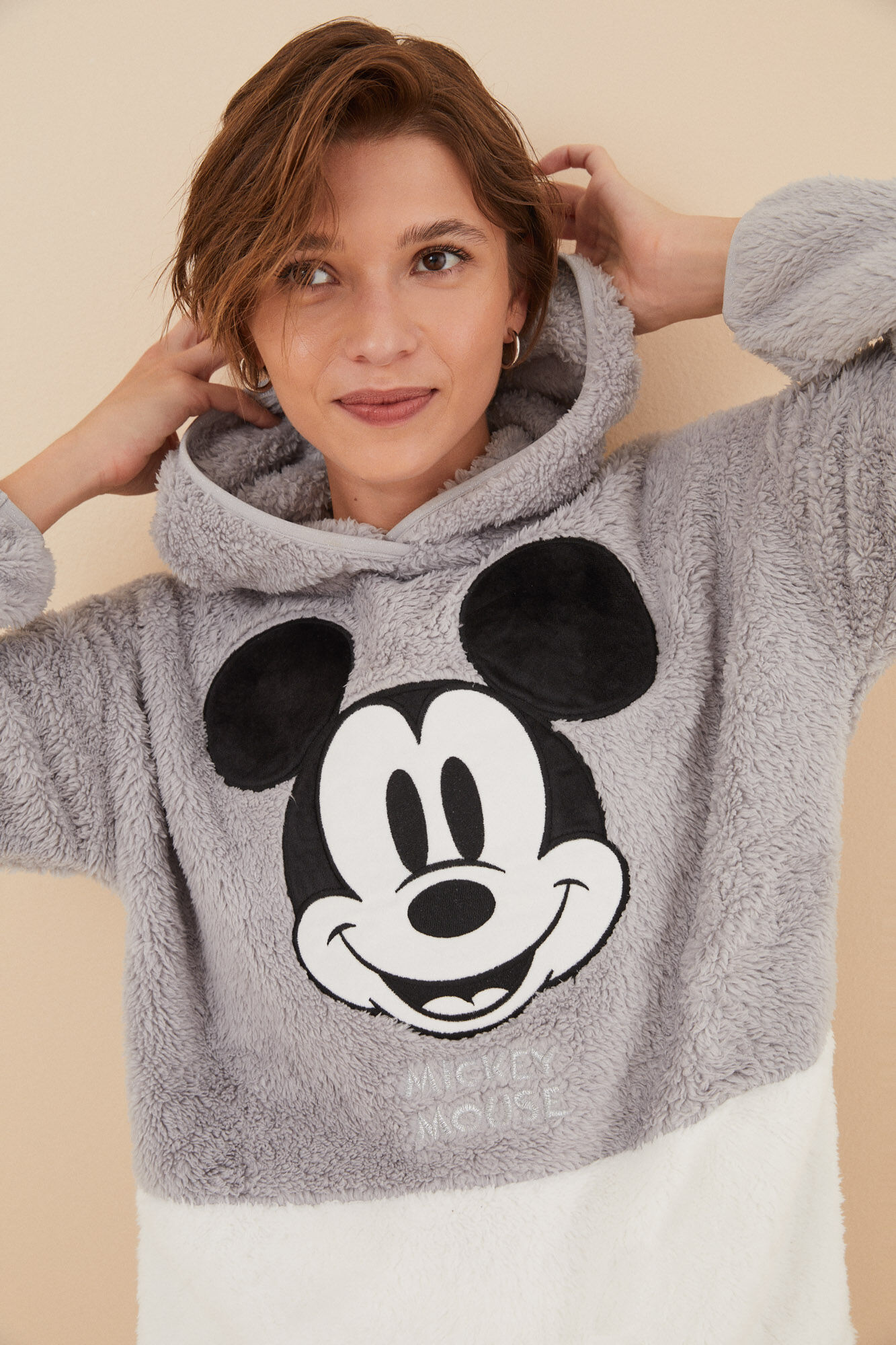 pijama longo e fofo do Mickey Mouse