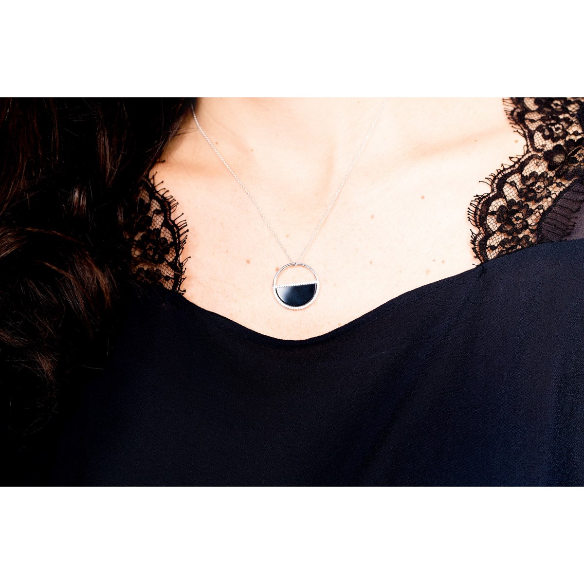 Collier en Argent avec oxyde de zirconium blanc