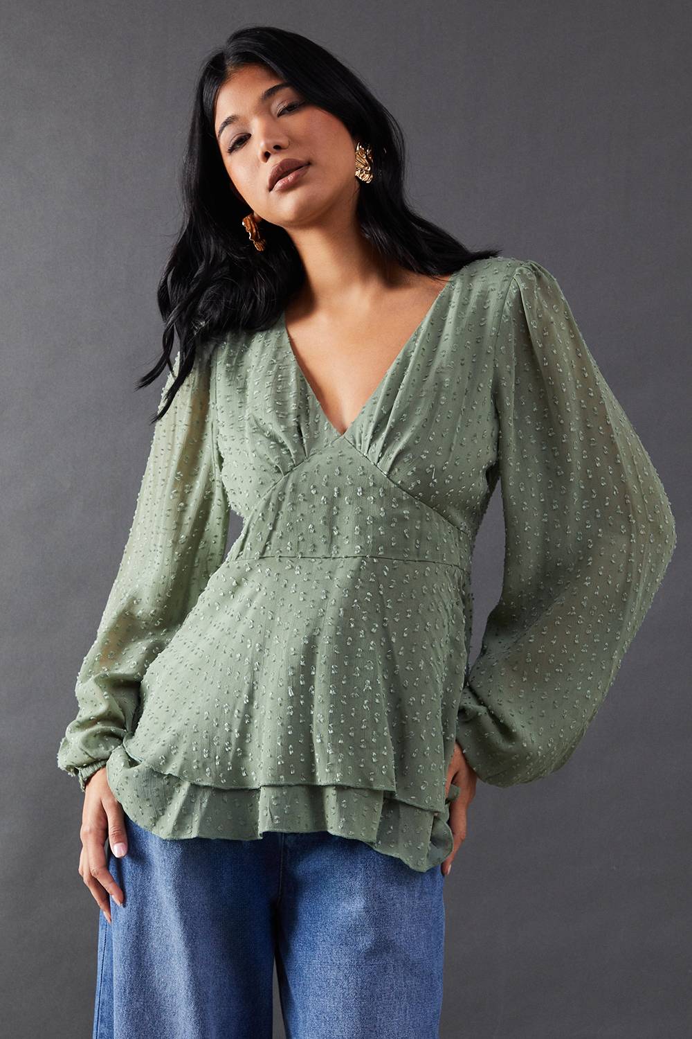 Warehouse Blouse en Mousseline Dobby Double Épaisseur à Décolleté Plongeant