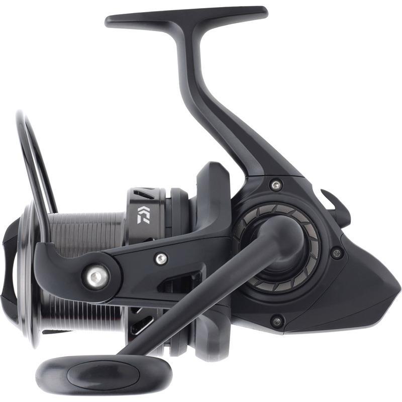 Moulinet Carpe Daiwa Black Widow Carp