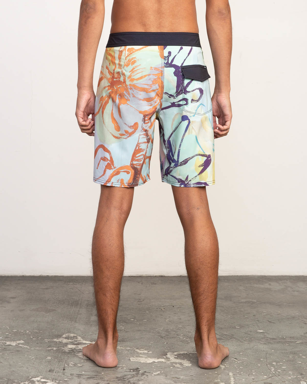 Rvca Sage Floral Trunk Multi 31