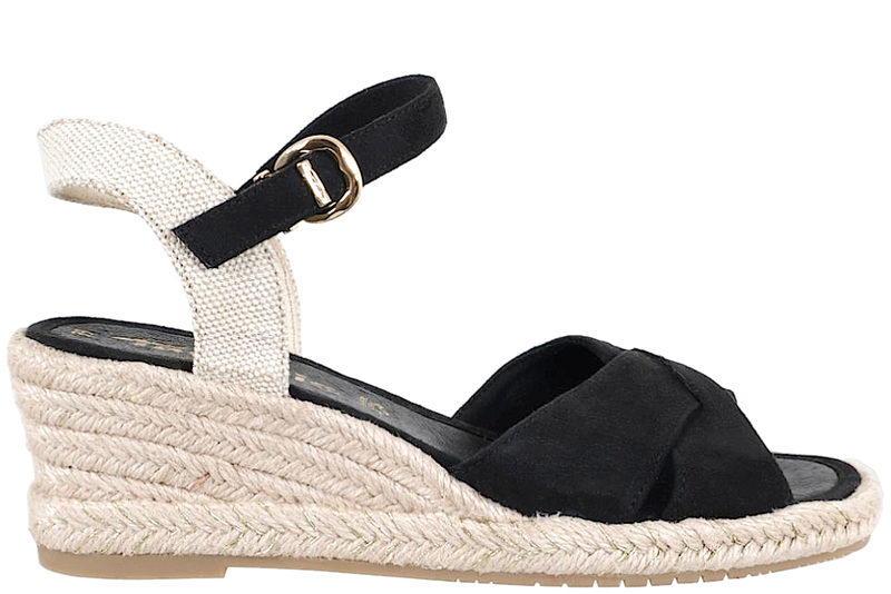 TAMARIS SANDAL PÅ KILEHÆL I SORT TEKSTIL