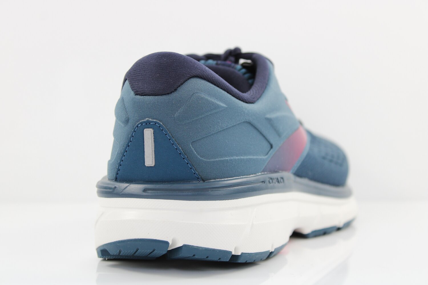 Brooks Dyad 11