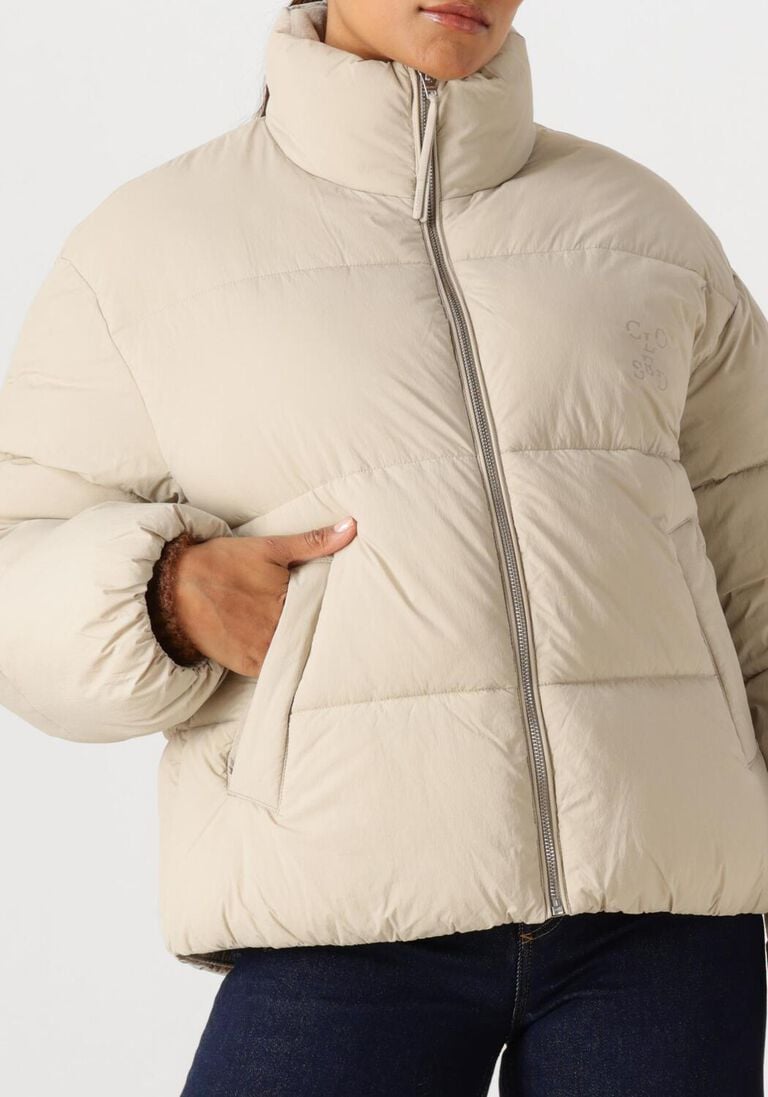 beige closed gewatteerde jas cropped puffer jacket