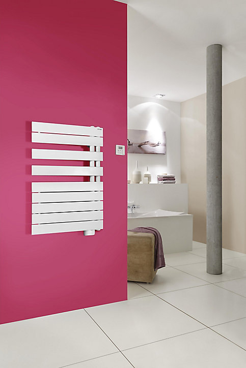 Sèche-serviettes électrique à inertie fluide Acova Alpaga asymétrique blanc 500W