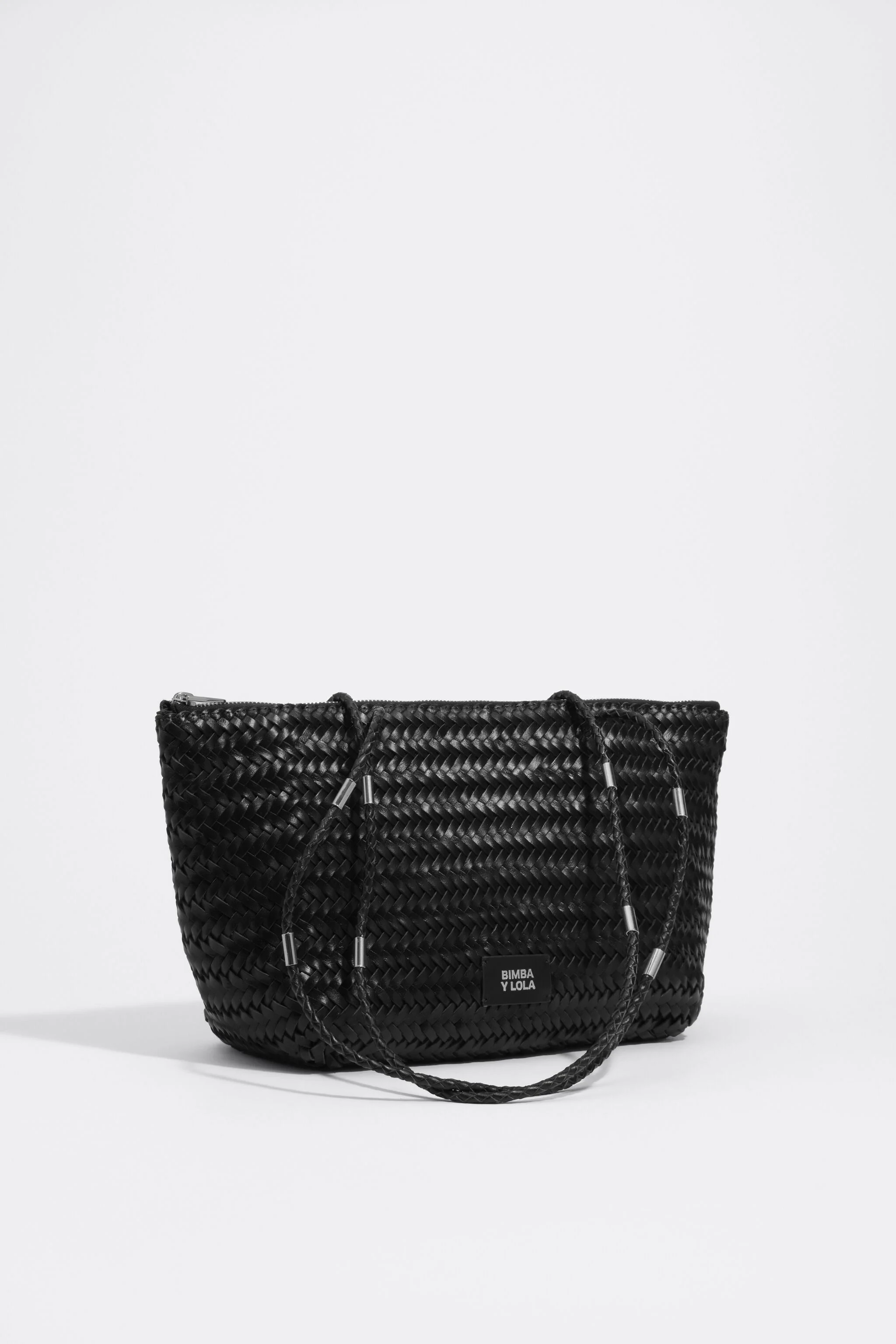 Bolsa de compras média em couro trançado preto