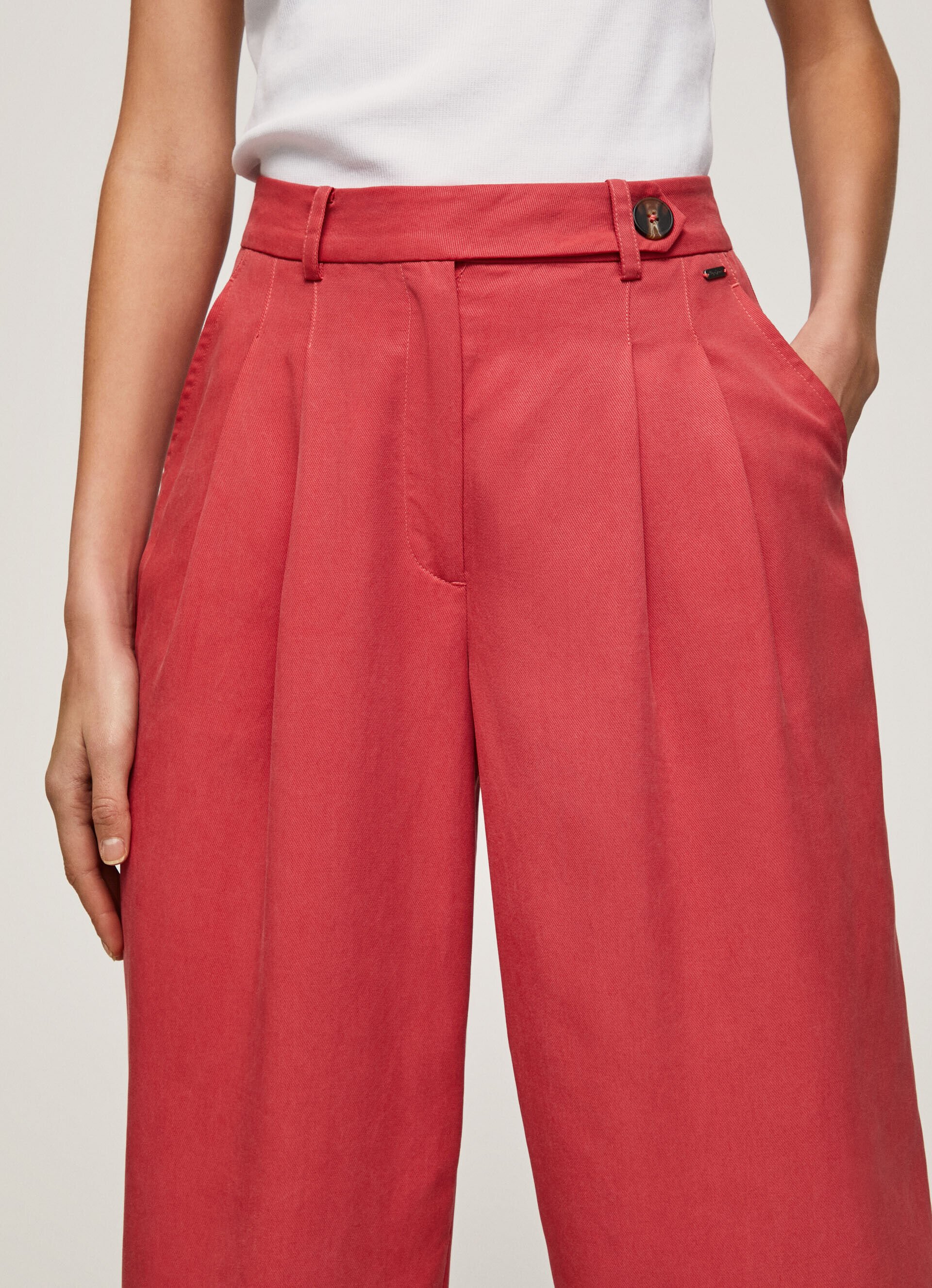 Calças de pregas de perna larga - vermelho estúdio