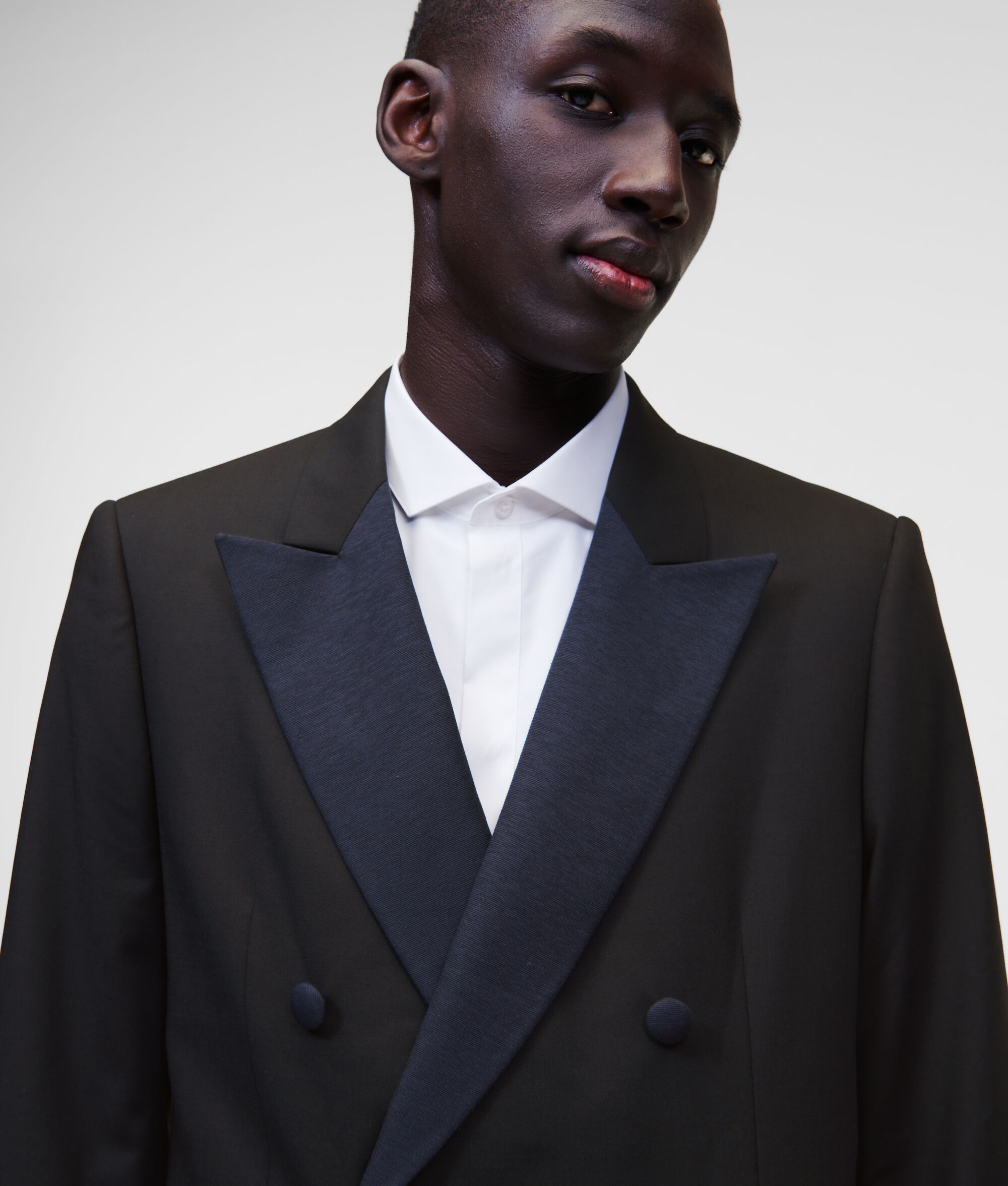 BLAZER HABILLÉ À DOUBLE BOUTONNAGE