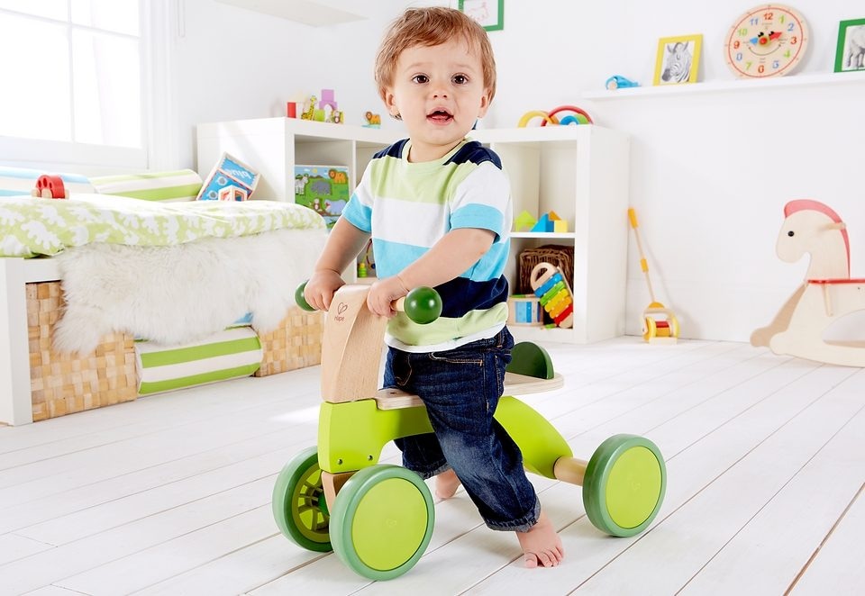 Hape Rutscher »Rutschrad« aus  Holz