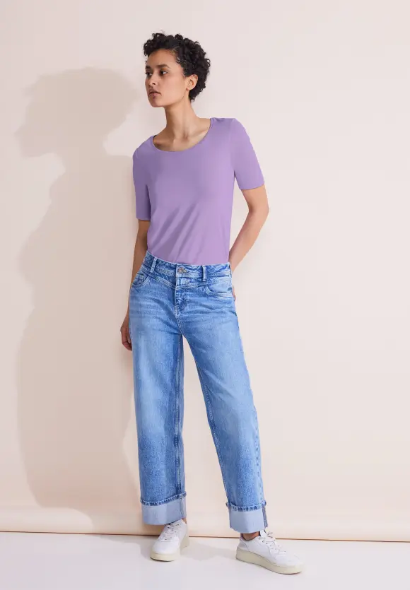 Basic T-Shirt - smell of lavender