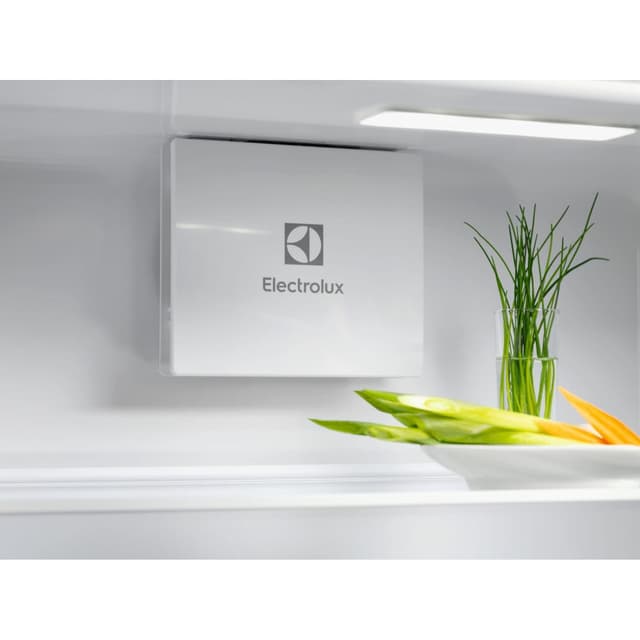 Electrolux Køleskab ERD6DE18C (Integreret)