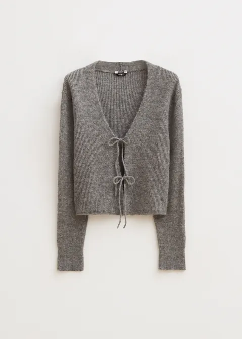 Gebreid vest met strikjes grijs (GRS.M)