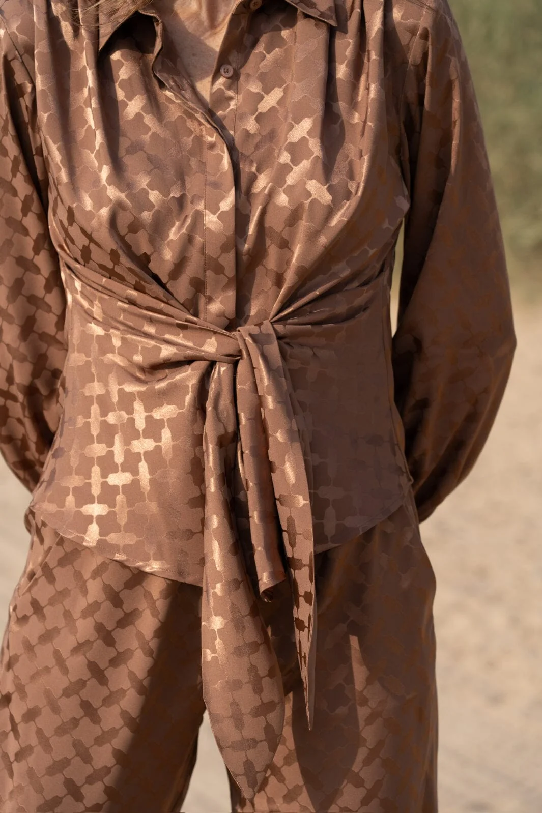 Karmamia Lee Shirt camel keffiyeh jacquard
