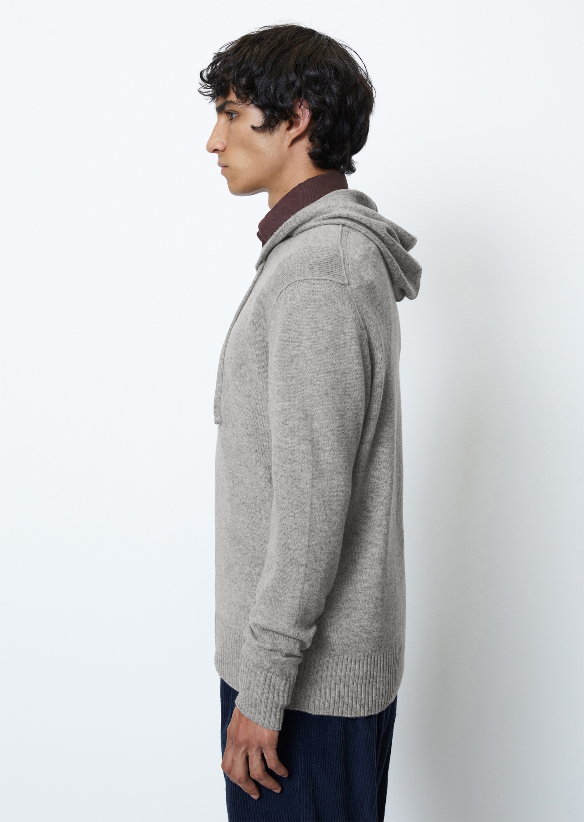 Kapuzen-Strickjacke regular aus softem Lambswool-Blend