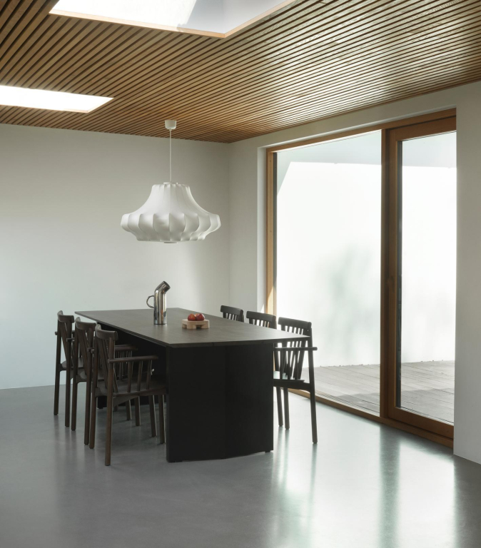 Normann Copenhagen Panel eettafel 90x250 Black onderstel, Dark brown