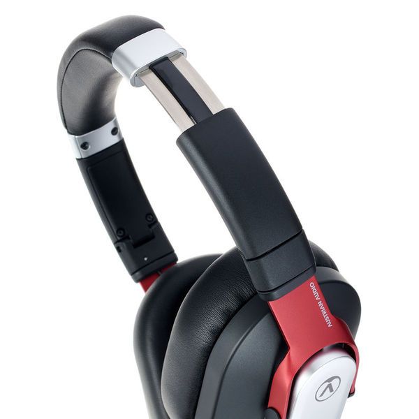 Austrian Audio Hi-X15