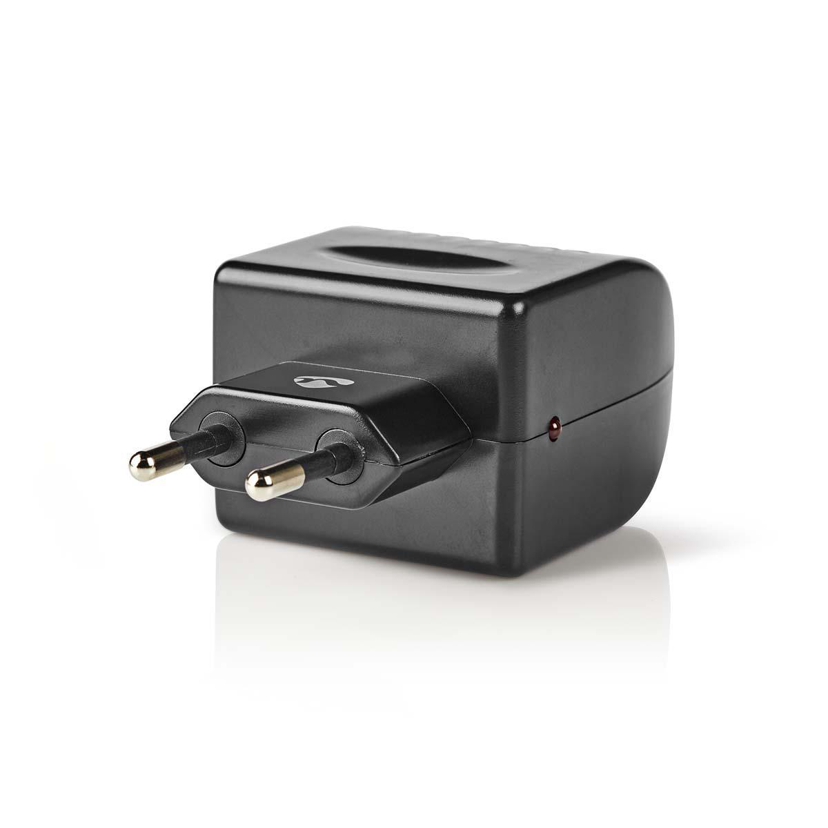 Nedis WACA12V stopcontact-adapter