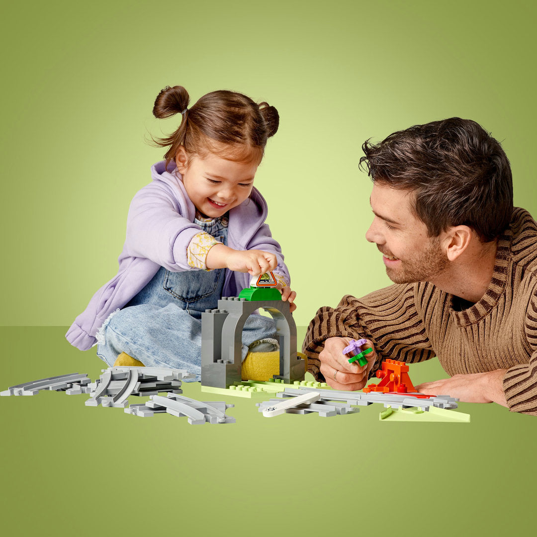 LEGO DUPLO stad treintunnel en rails uitbreidingsset