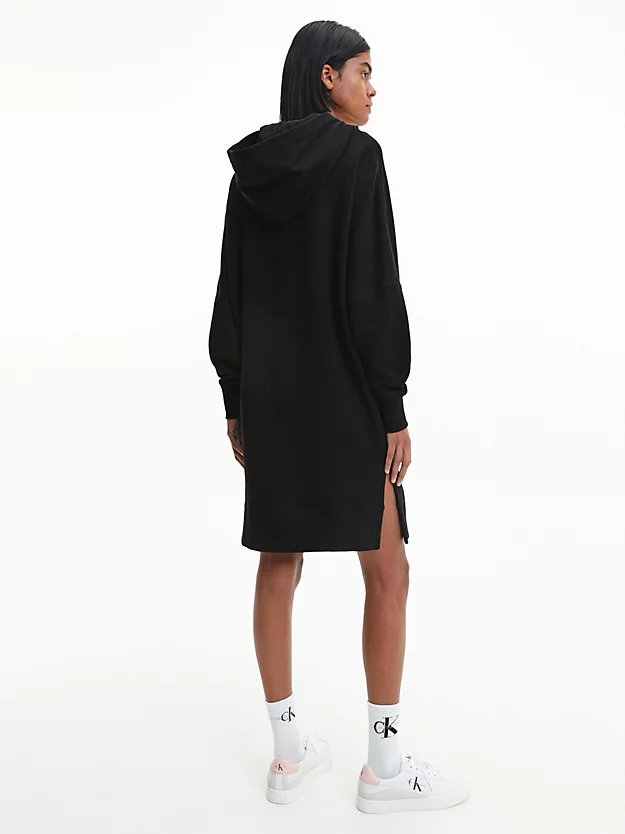 Vestido moletom com capuz de modelagem folgada