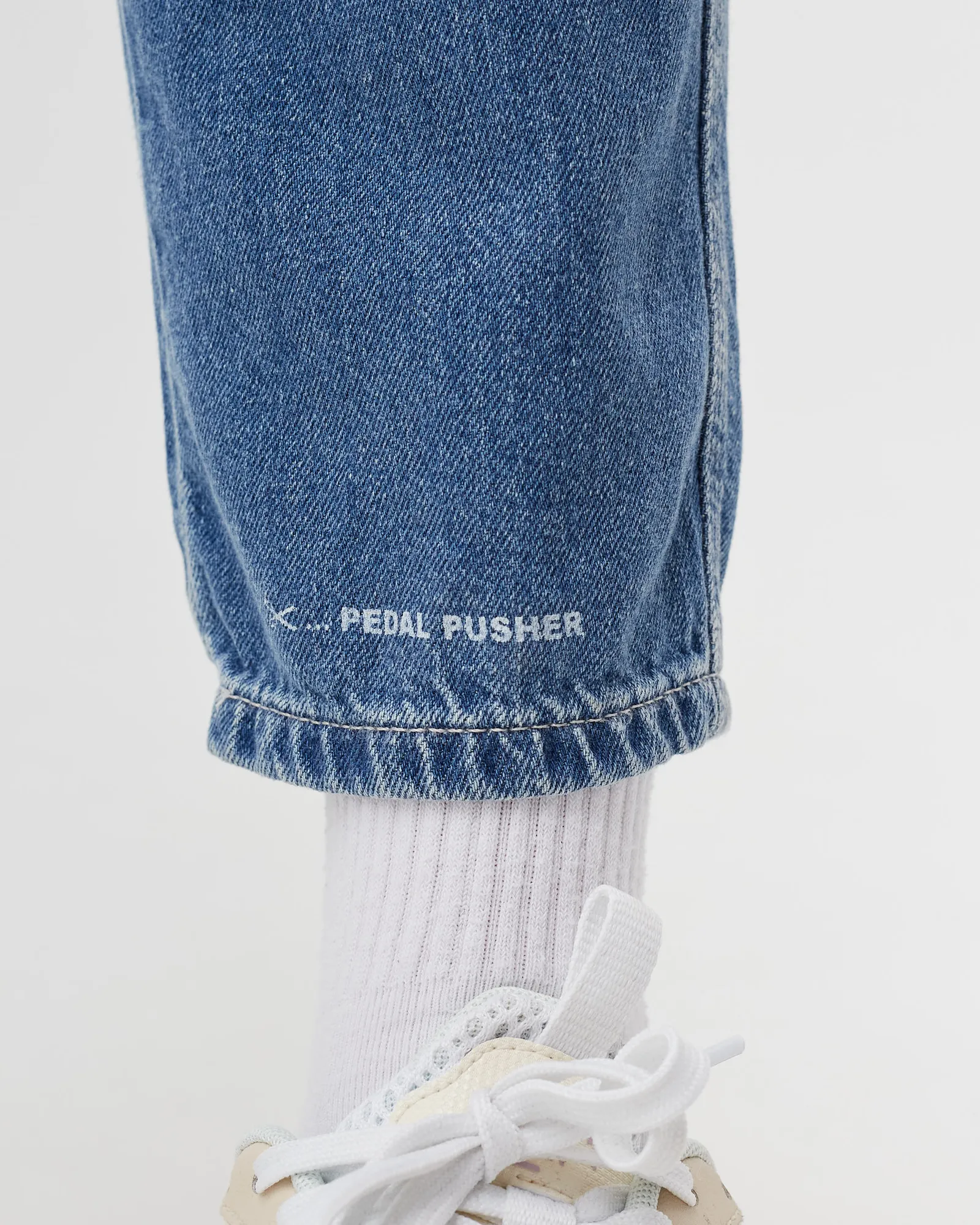 CLOSED pedal pusher PANTS