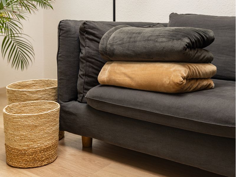 COCON Decke Fleece Sherpa 150 x 200 cm, Anthrazit-Weiss Flauschige Fleecedecke