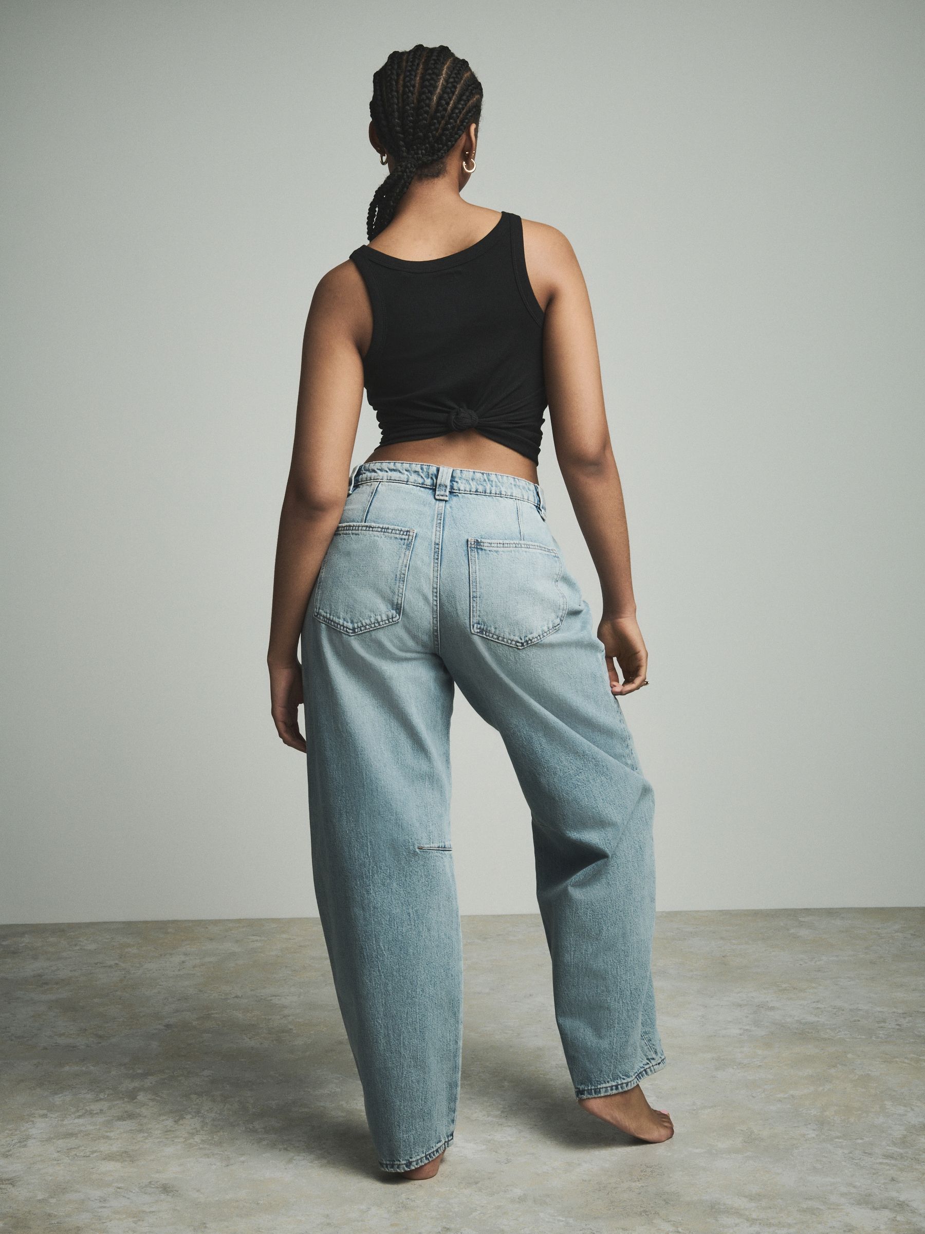 Gebleekte denim - Hourglass Barrel Jeans met pijltjes op de knieën 100% Katoen