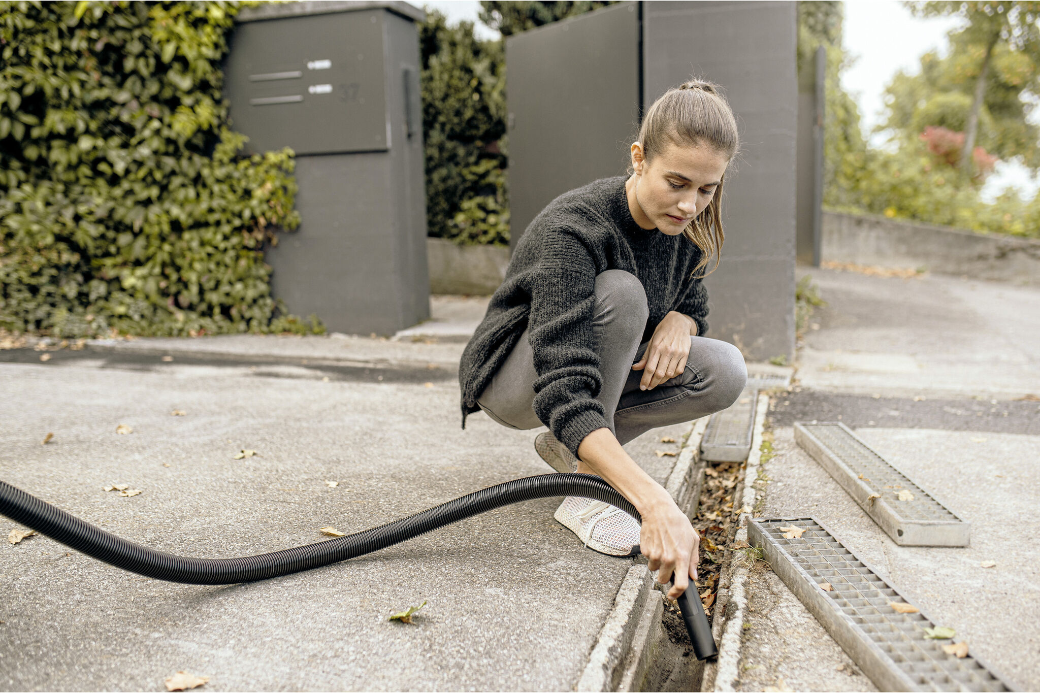 Kärcher KWD 2 V-12/4/18 Wet/dry vacuum cleaner