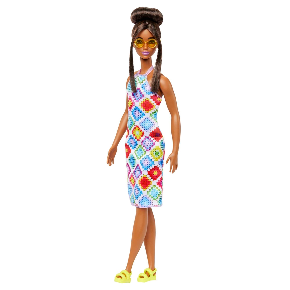 Barbie Fashionistas Puppe 210 mit Dutt und gehäkeltem Neckholderkleid