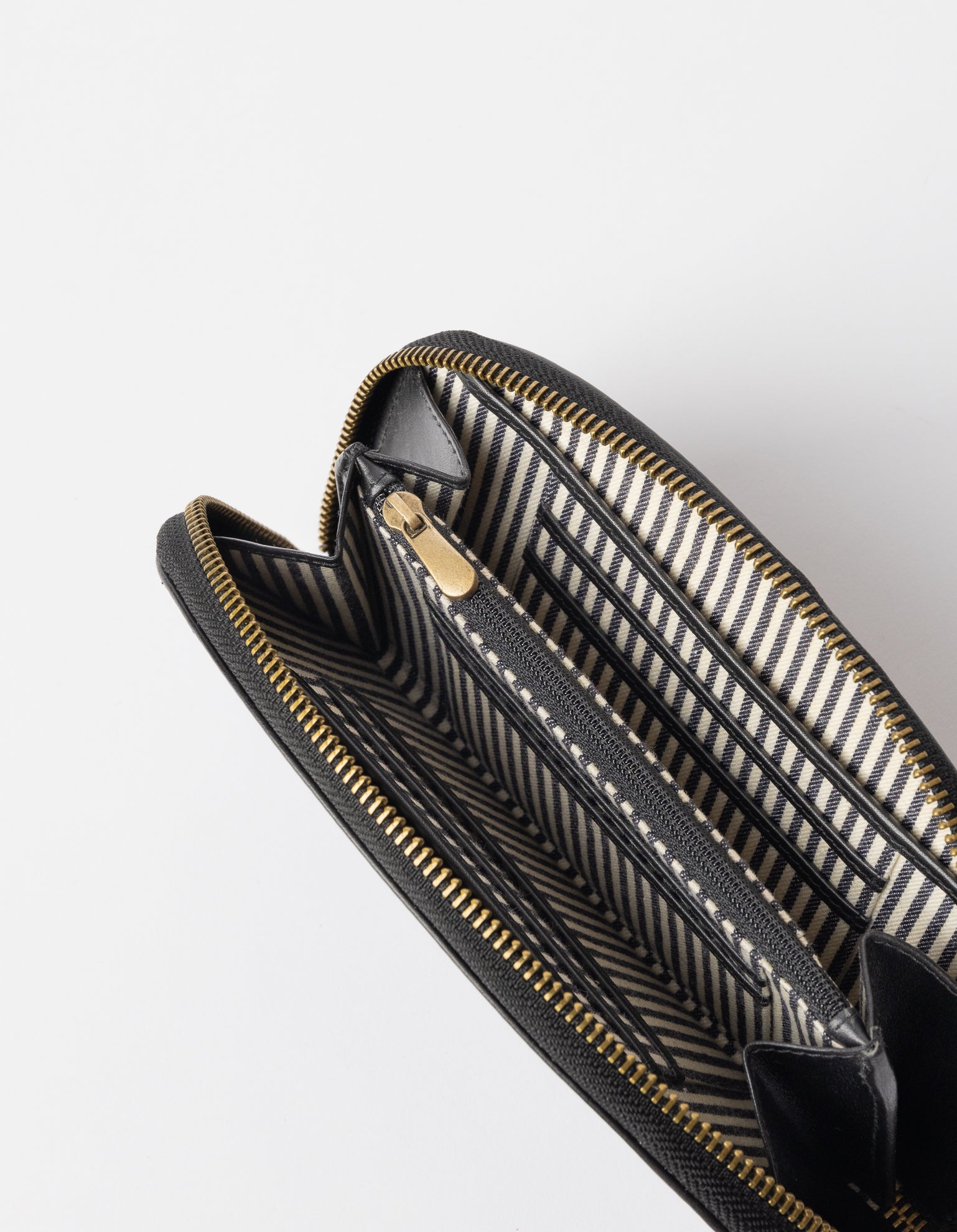 Blake Wallet - Black Classic Leather