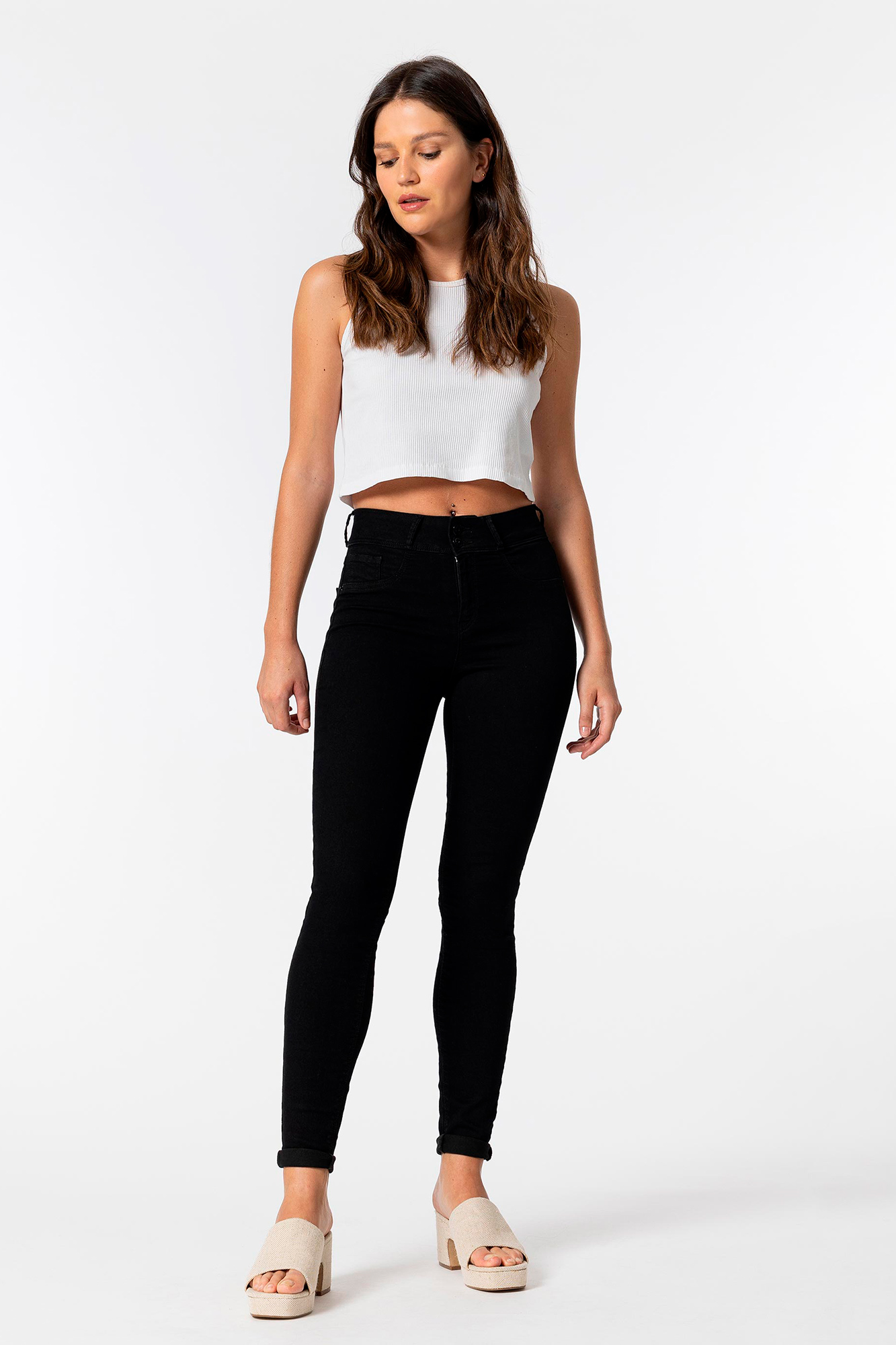 Calça jeans skinny clássica de cintura alta, tamanho único.