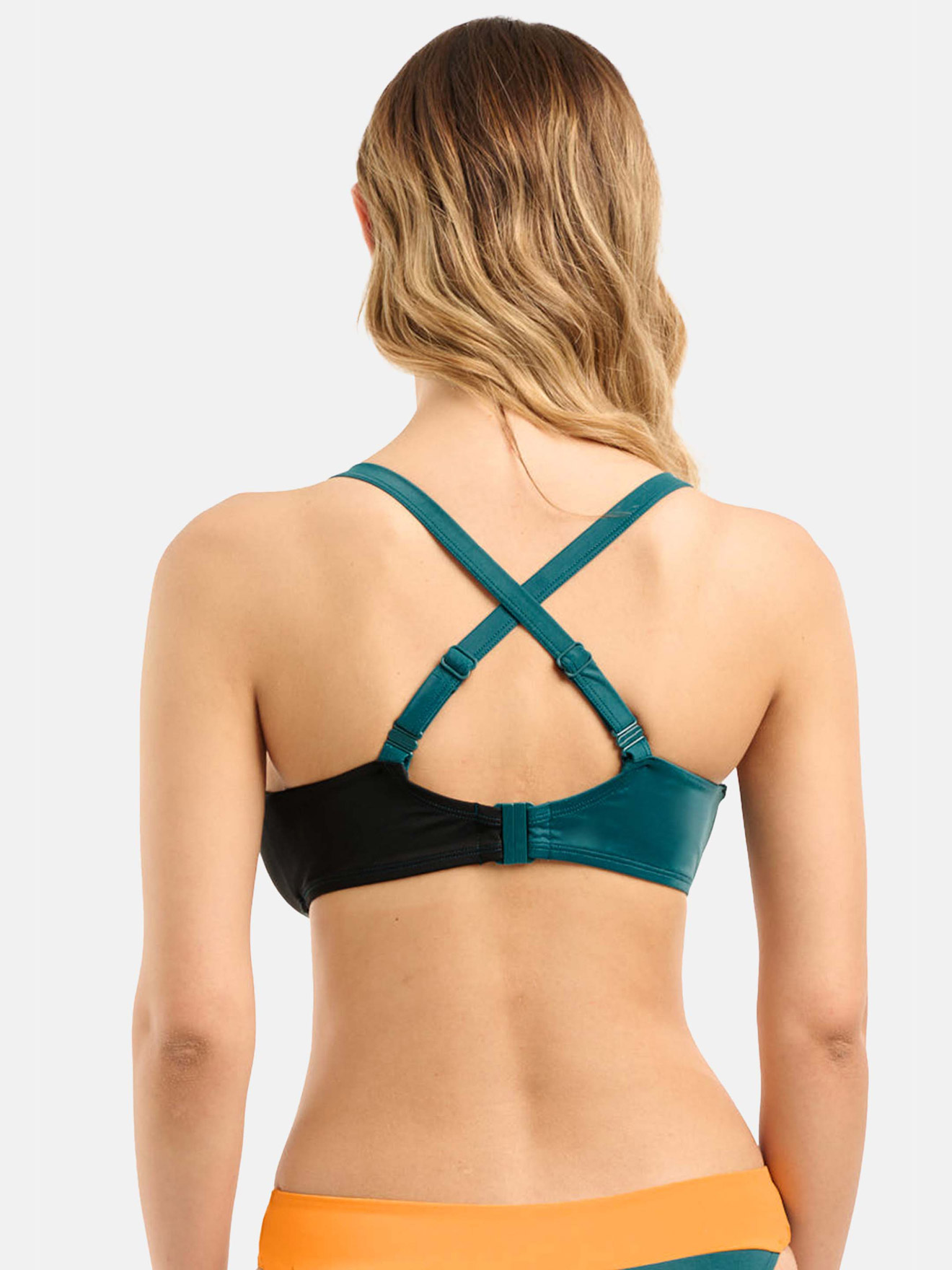 Brassière Beyond The Beach