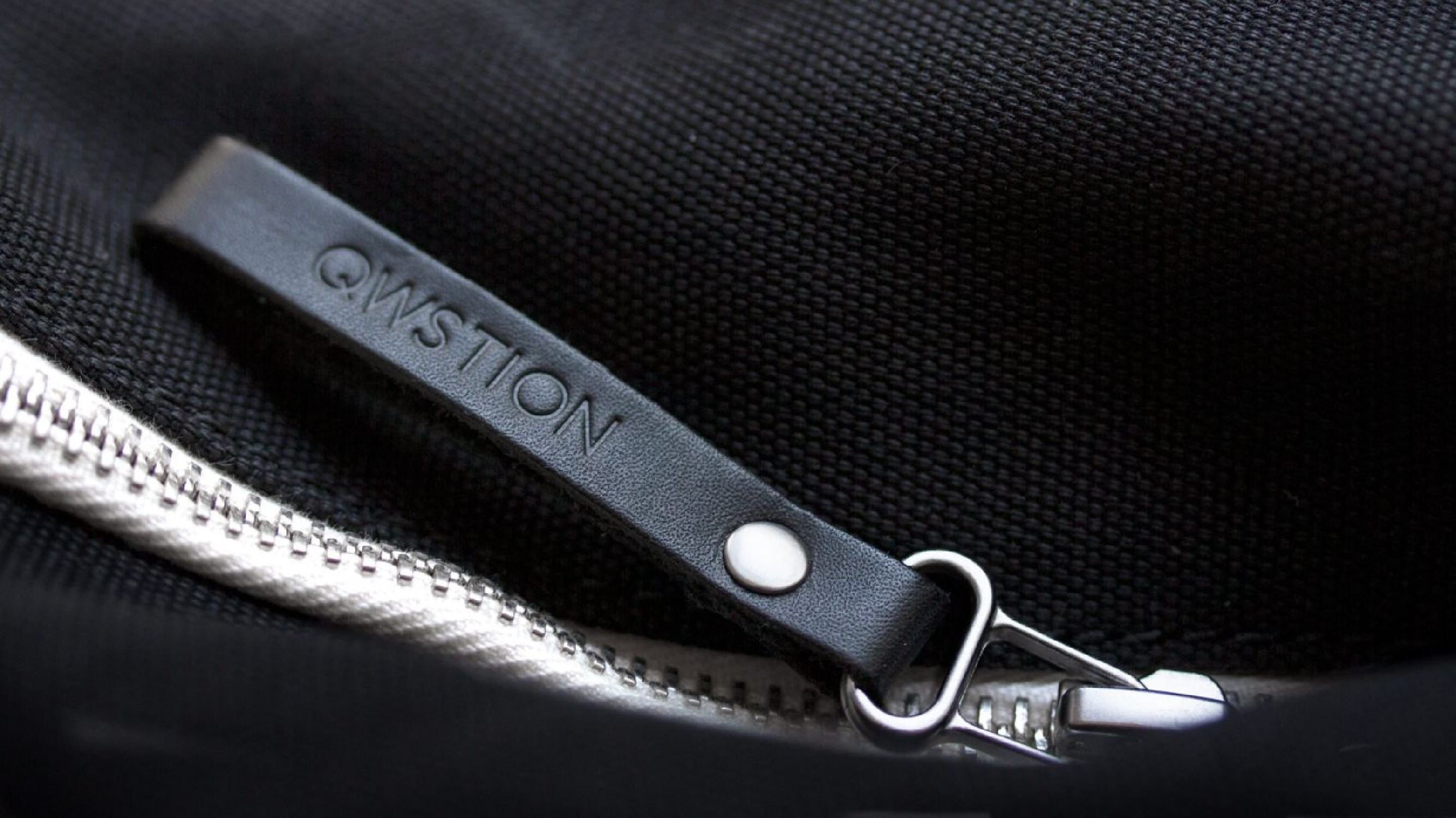 Qwstion Bananatex Flap Tote Small All Black