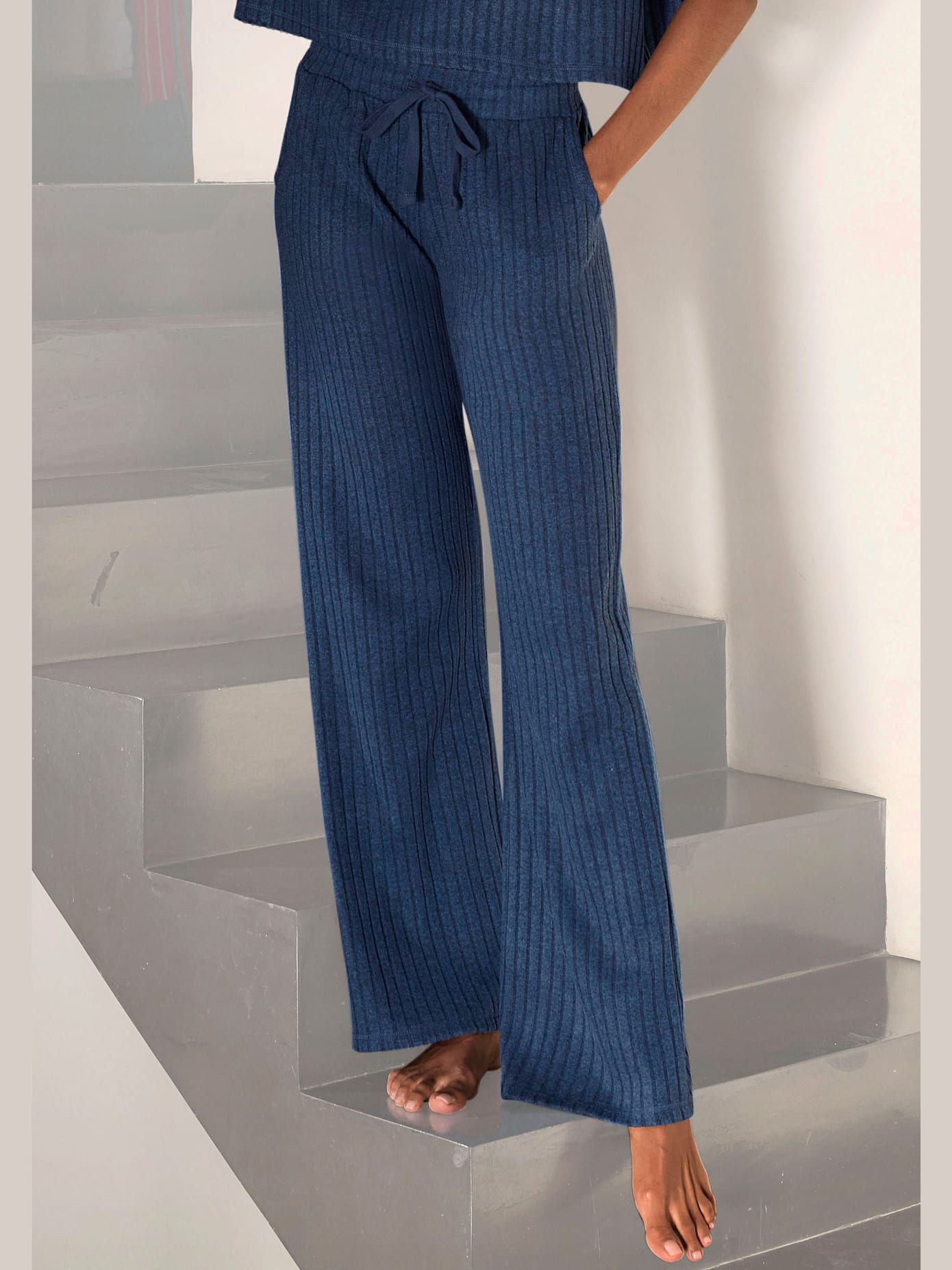 Pantalon d'intérieur pantalon côtelé avec jambes larges