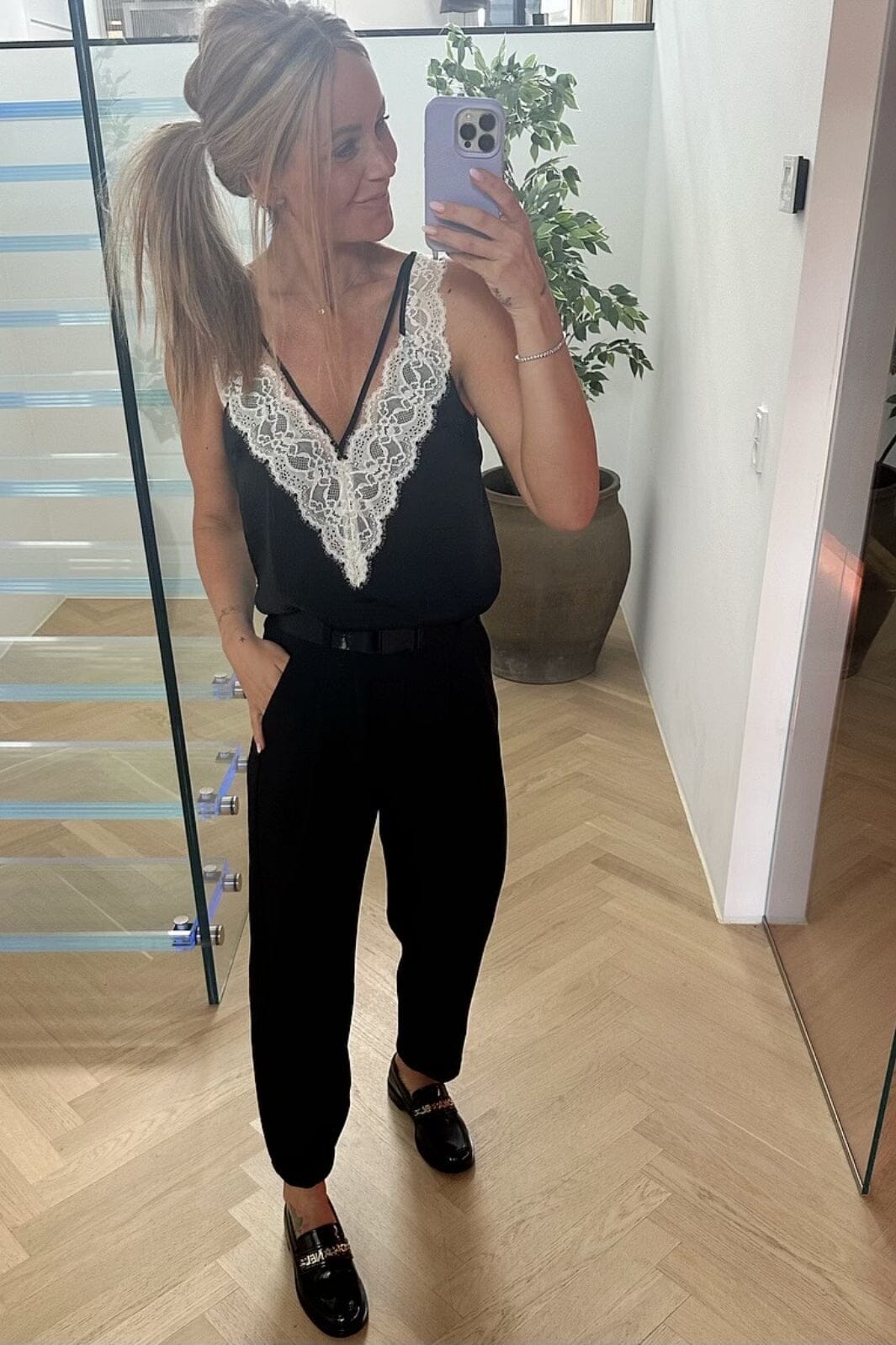 Valentin Studio String Contrast Top black