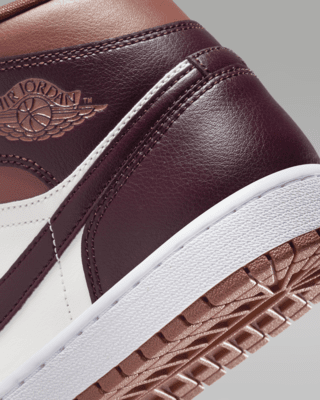 Air Jordan 1 Mid Women's Shoes