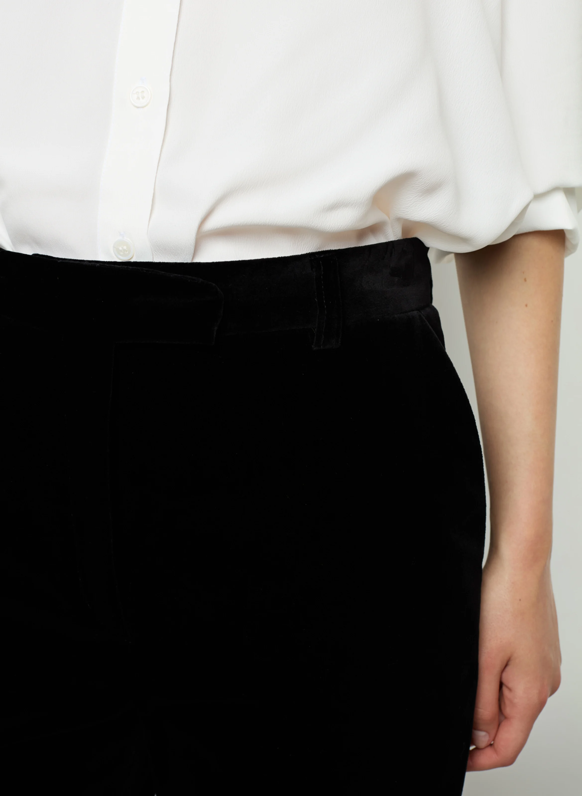 NORA - Pantalon large en velours de coton mélangé | Noir
