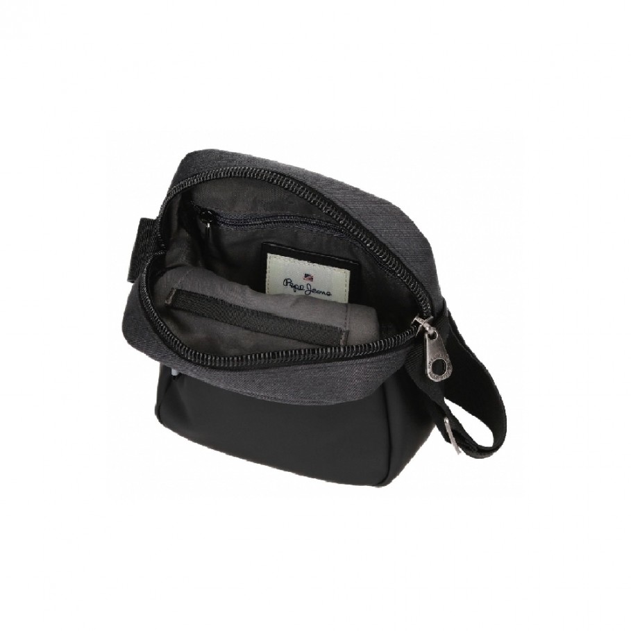 Bolsa de ombro Pepe Jeans Jarvis, preta - 15x19,5x6cm -
