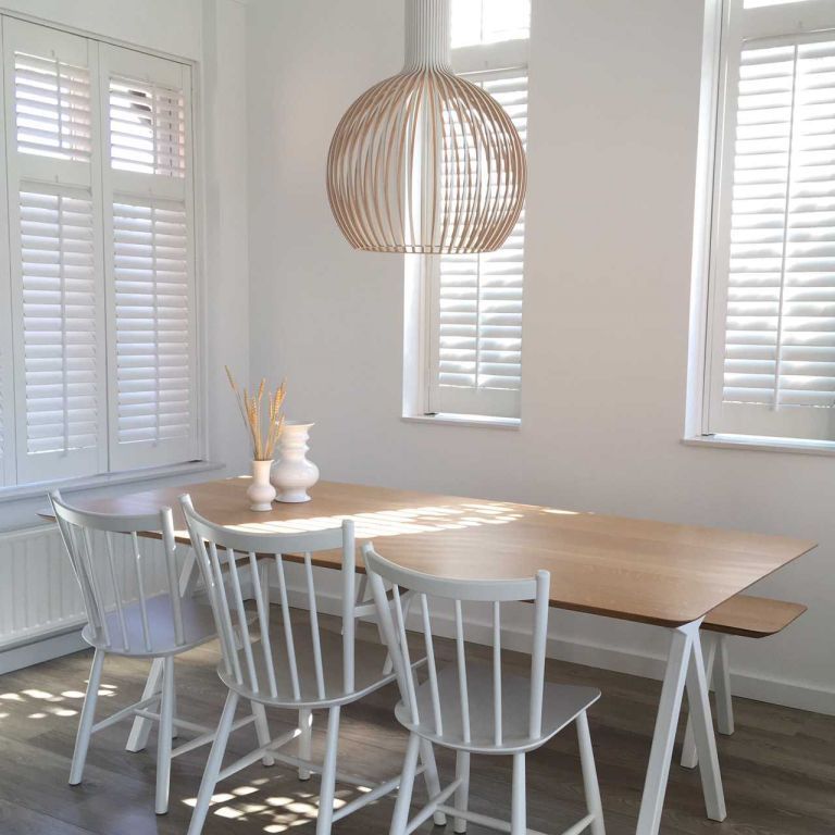 Studio HENK Slim X-Type tafel 220x90 zwart frame, hardwax light 3041, verjongd ronde hoeken
