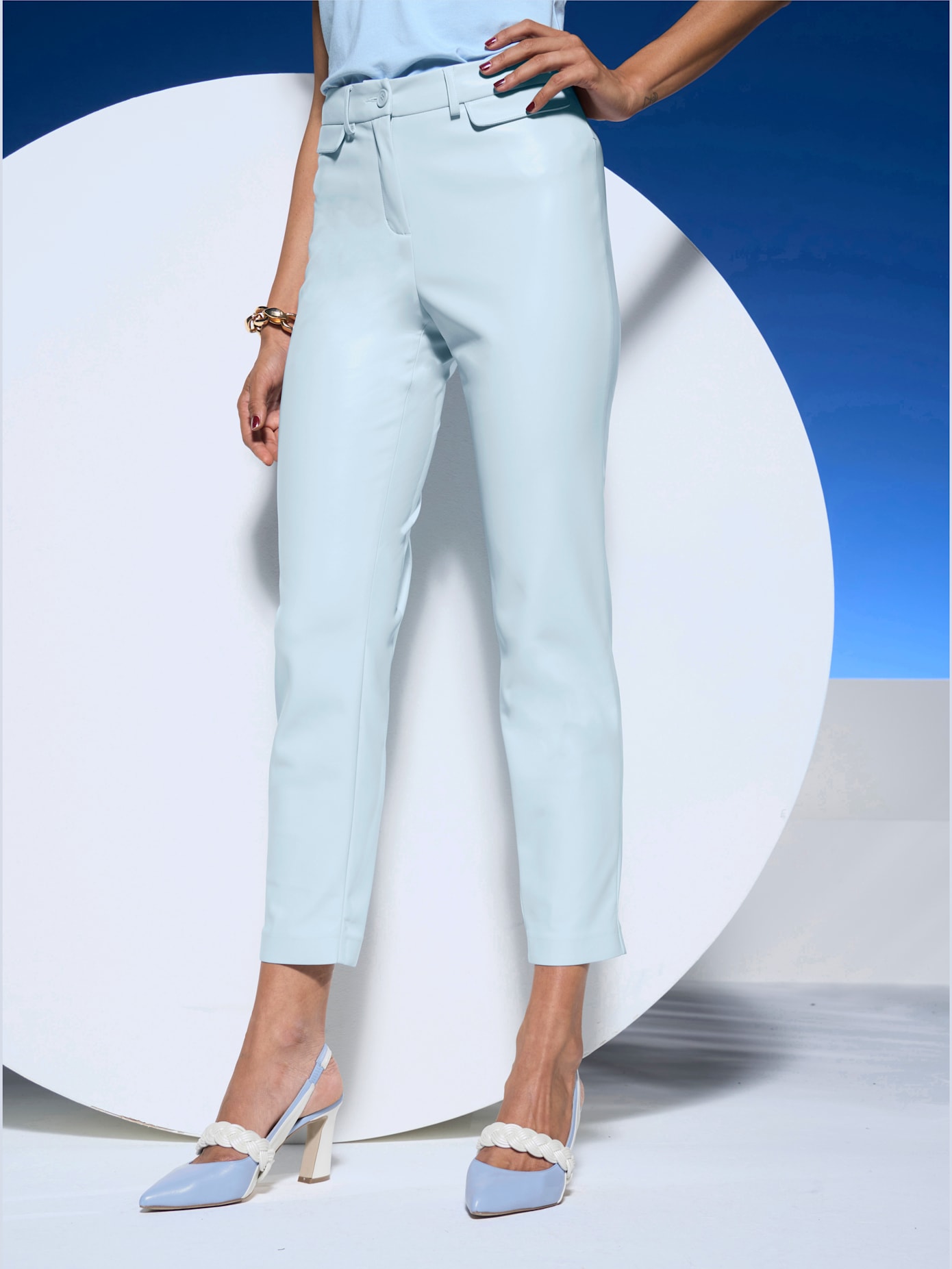 Pantalon en imitation cuir qualité lisse tendance