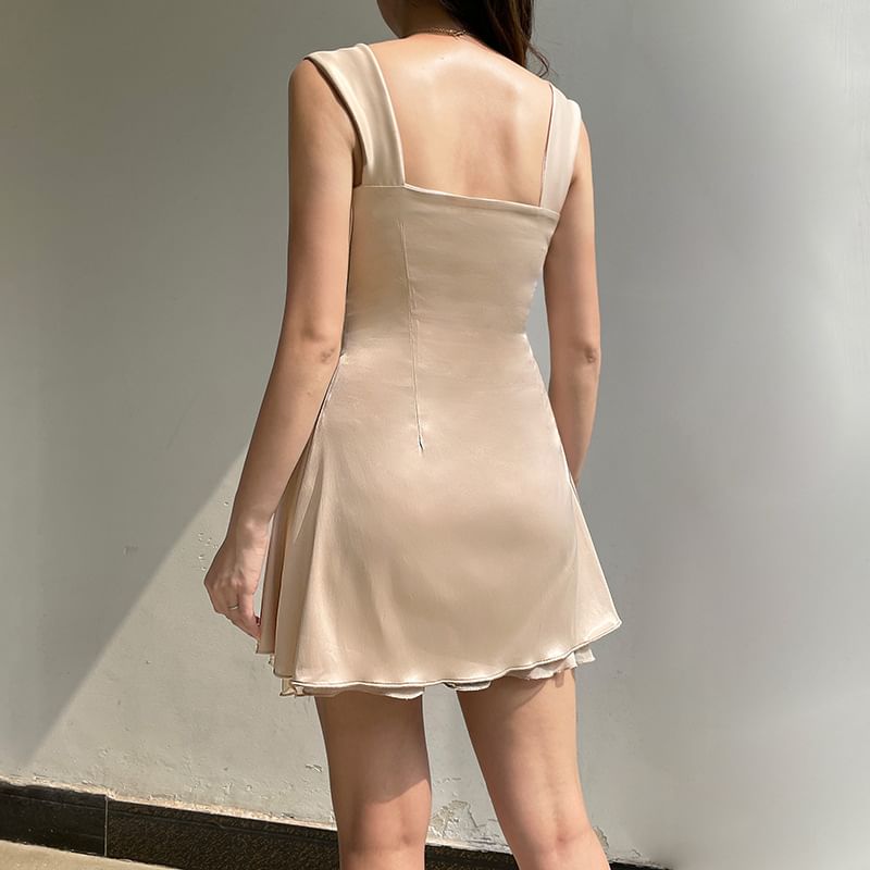Honet - Balletcore mouwloze vierkante hals effen mesh slim-fit mini A-lijn jurk