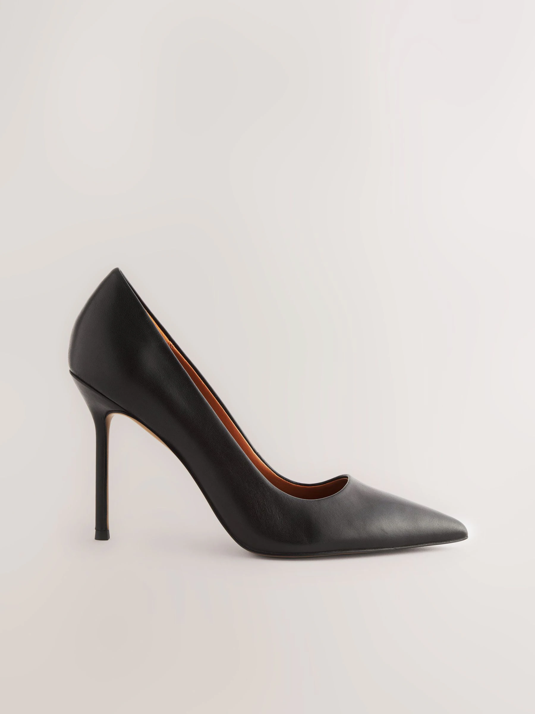 Zwart - Leren spitse pumps