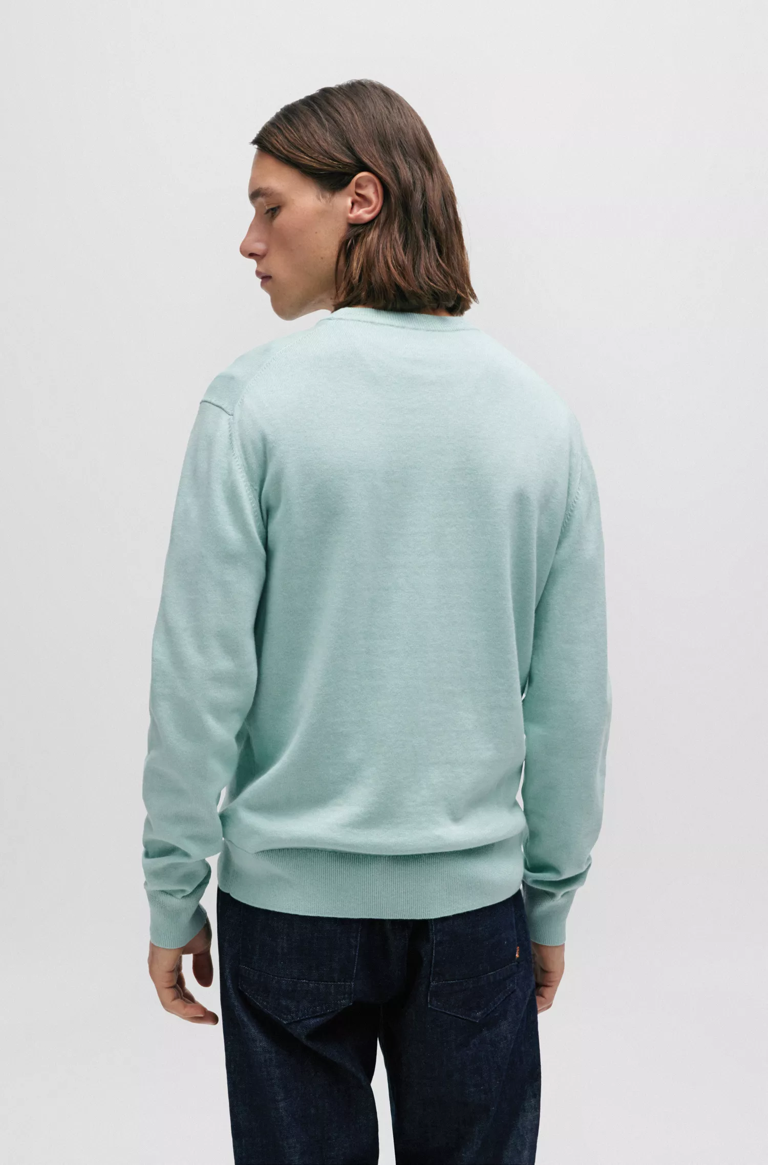 Suéter BOSS laranja de gola redonda em algodão e cashmere com logotipo.