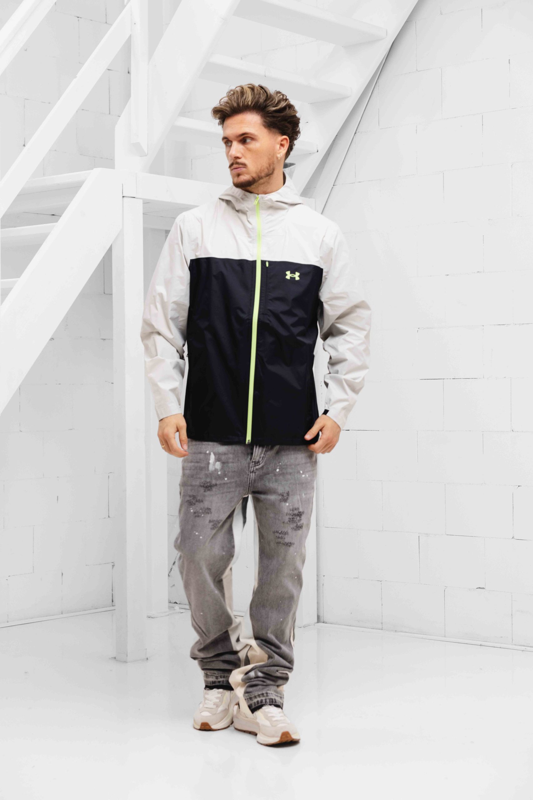 Under Armour Stormproof Cloudstrike Windbreaker Heren Wit/Zwart