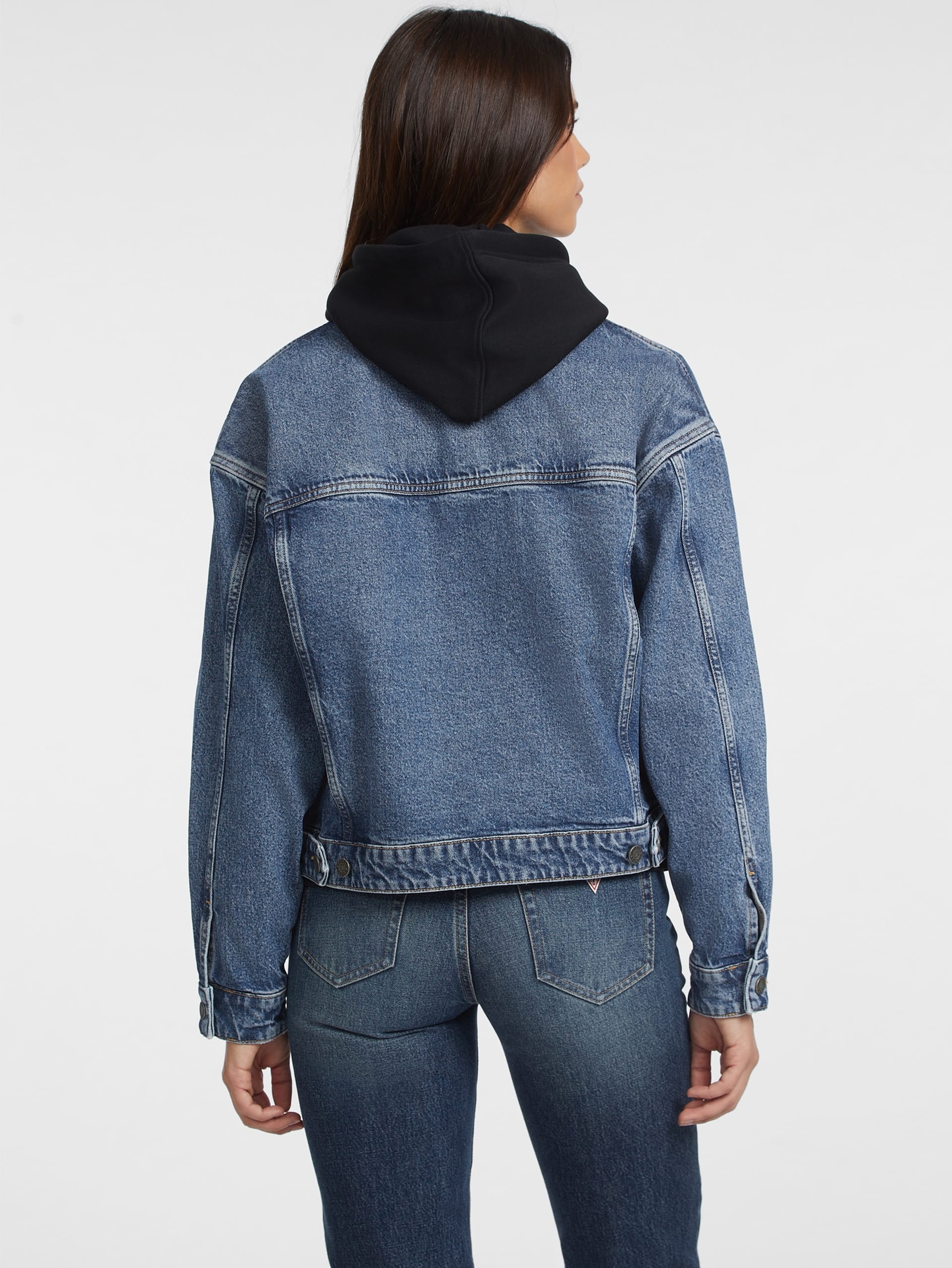 Jaqueta jeans oversized estilo caminhoneiro