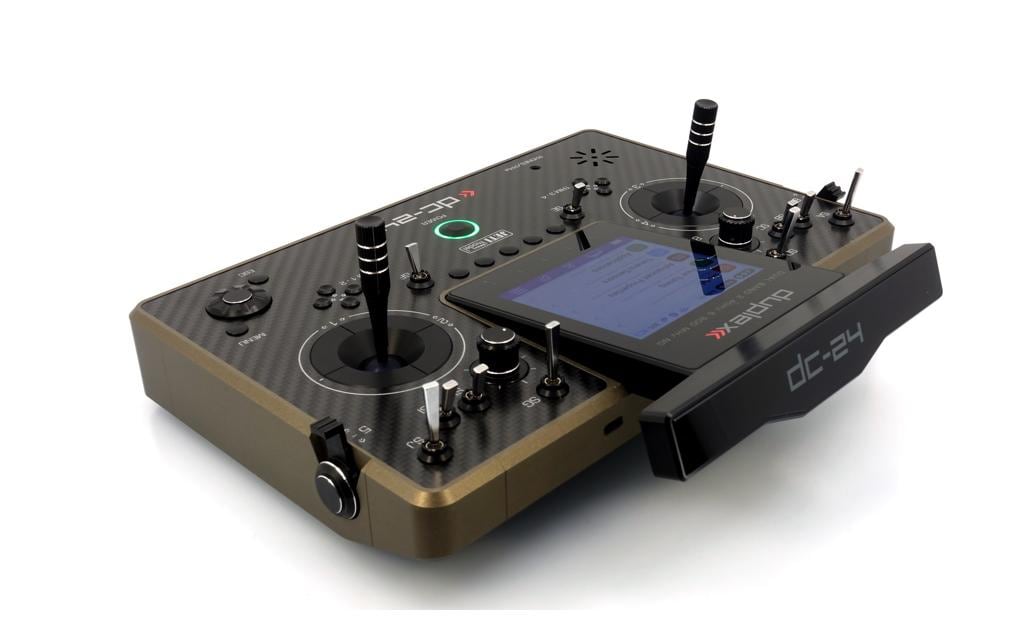 Fernsteuerung DC-24 II Carbon Line Bronze<br>Professioneller 2.4 GHz Duplex Pultsender
