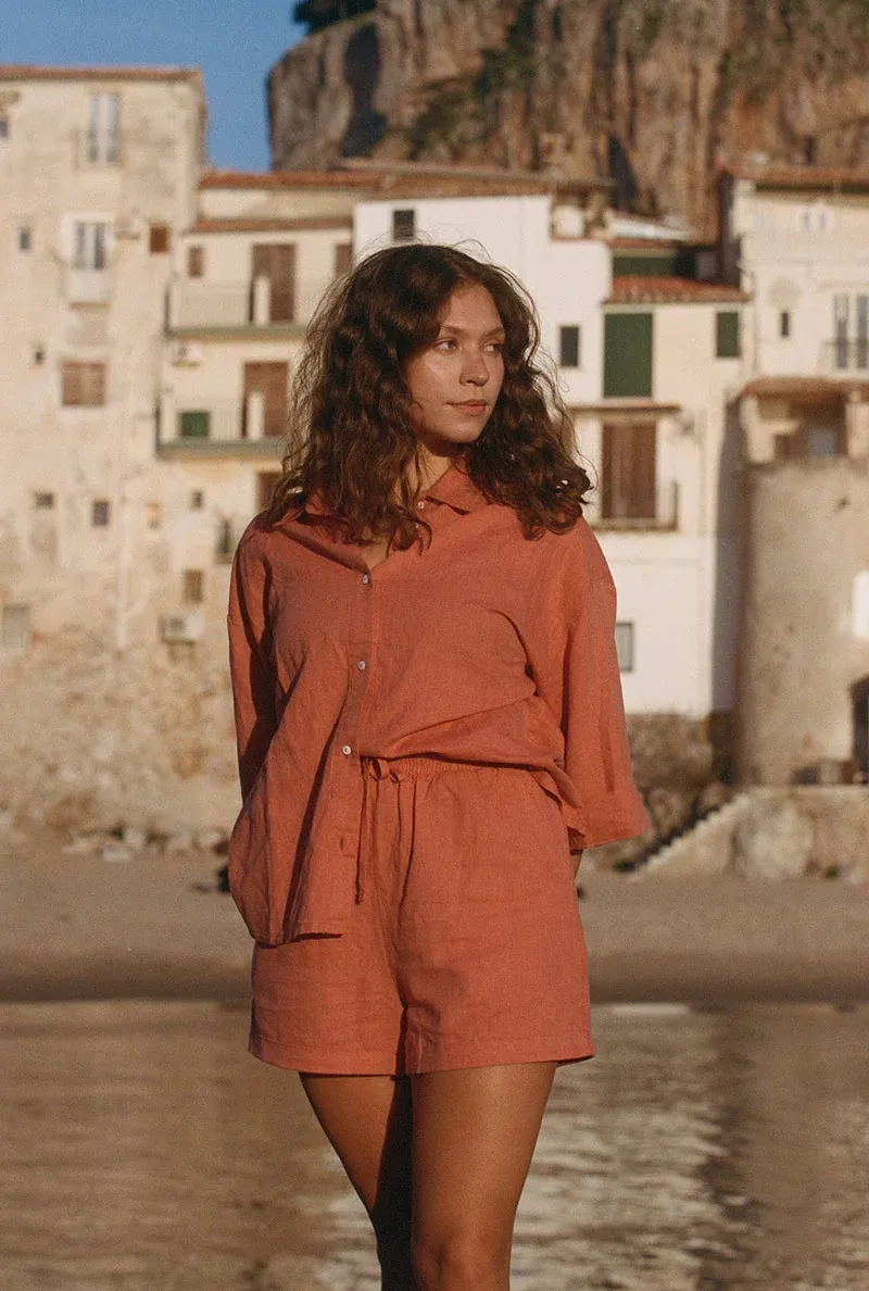 Short Edith Nénés