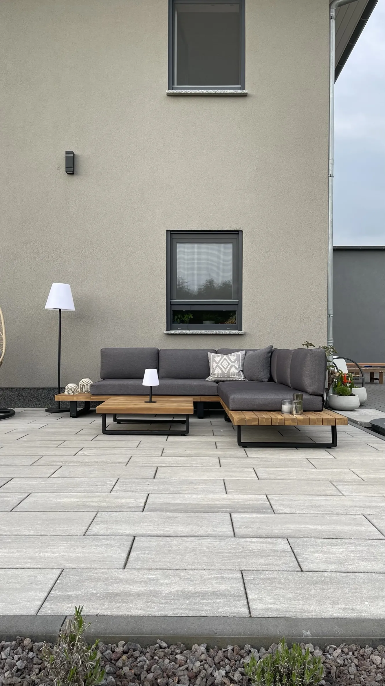 Tuin hoekloungeset met tafel 5-zits MYKONOS rechtszijdig Gecertificeerd acaciahout Donkergrijs